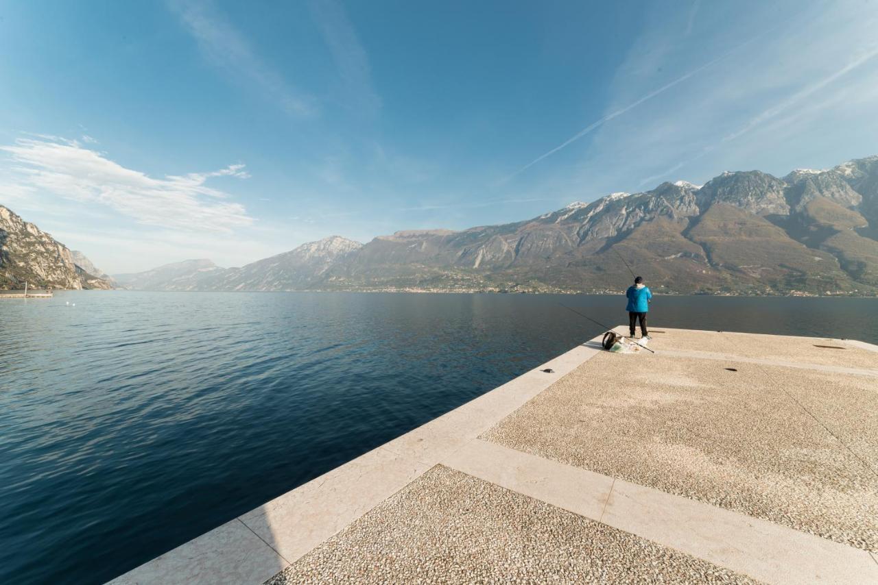 Dv Garda Suite Campione del Garda Exterior photo