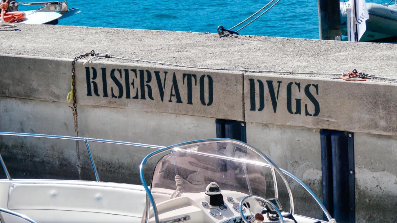 Dv Garda Suite Campione del Garda Exterior photo