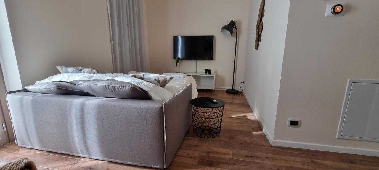 Dv Garda Suite Campione del Garda Exterior photo